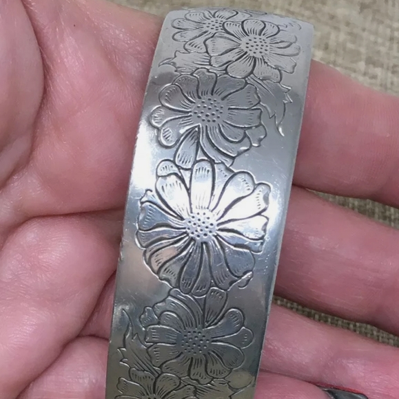 Vintage Kirk Stieff Pewter Cuff Bracelet - Picture 2 of 8